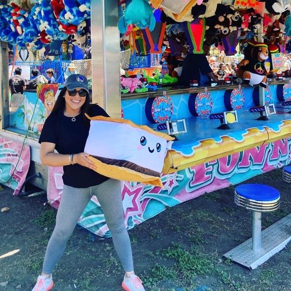 Meet your Posher, Liz - Picture 1 of 1